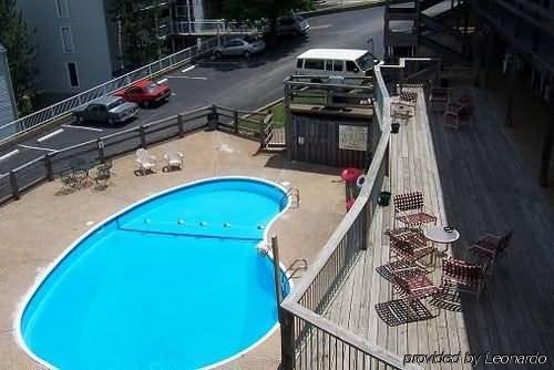 Hawk's Nest Motel Osage Beach